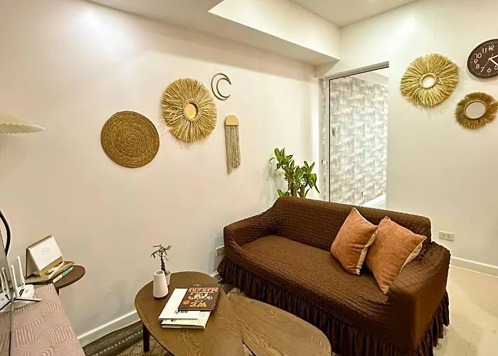 Casa Vana In Azure Staycation Aparthotel Manila